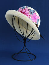 Load image into Gallery viewer, New Ethnic Style Embroidery Spring Knitted Fisherman Hat Sunscreen Sunshade Hat Women's Summer Top Hat Tide Versatile Pot Hat