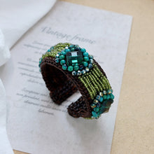 Load image into Gallery viewer, Handmade Bohemian Ethnic Style Bracelet Woven Natural Stone Retro Personalized Tibetan Bracelet Accessories