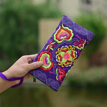 Load image into Gallery viewer, Yunnan Ethnic Embroidery Coin Purse Big Peony Women's Cloth Bag Clutch Bag