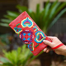 Load image into Gallery viewer, Yunnan Ethnic Embroidery Coin Purse Big Peony Women's Cloth Bag Clutch Bag