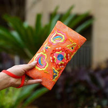 Load image into Gallery viewer, Yunnan Ethnic Embroidery Coin Purse Big Peony Women's Cloth Bag Clutch Bag