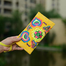 Load image into Gallery viewer, Yunnan Ethnic Embroidery Coin Purse Big Peony Women's Cloth Bag Clutch Bag