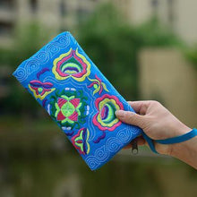 Load image into Gallery viewer, Yunnan Ethnic Embroidery Coin Purse Big Peony Women's Cloth Bag Clutch Bag