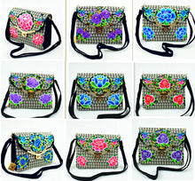 Load image into Gallery viewer, The New Embroidered Ethnic Bag, Mobile Phone Change Bag, Double-layer Small Bag, Women&#39;s Clutch Bag
