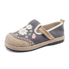 Load image into Gallery viewer, Elegant Embroidered Linen Shoes 2026 Spring New Cotton and Linen Shoes, Breathable and Comfortable Ethnic Style Women's Shoes
