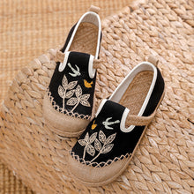 Load image into Gallery viewer, Ethnic Style Embroidered Cloth Shoes, New Hand-embroidered Linen Shoes, Soft-soled Breathable Woven Women's Shoes
