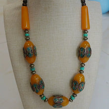 Load image into Gallery viewer, Ethnic Style Tibetan Accessories, Imitation Beeswax Oversized Nepalese Copper Bead Handmade Short Necklace, Sweater Chain
