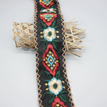 Load image into Gallery viewer, 5.5CM Wide, Minority Clothing Decorative Lace Accessories, Retro Embroidery Handmade DIY Collar Webbing Barcode
