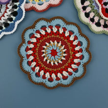 Load image into Gallery viewer, Non-slip Hand-woven Exquisite Large Coaster Sweet Wool Crocheted Vase Mat New Handmade Knitted Flower
