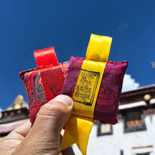 Load image into Gallery viewer, Tibetan Traditional Cloth Bag Amulet, Horse Head Ming King, Great White Umbrella Cover, Buddha Mother, Tara, etc
