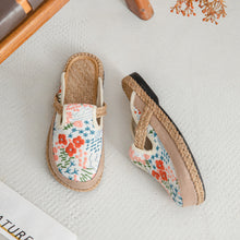 Load image into Gallery viewer, Spring and Summer New Cotton and Linen Slippers Women&#39;s Ethnic Style Hand-sewn Craft Bag Head Flat-bottomed Slippers
