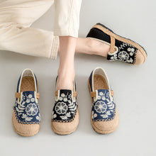 Load image into Gallery viewer, Casual One-pedal Women's Shoes, The Original Craft Embroidered Light-mouth Single Shoes

