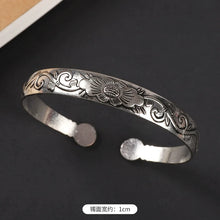 Load image into Gallery viewer, Handmade Miao Silver Old Bracelet Female Ethnic Style Retro Court Chinese Sculpture Ancient Silver Bracelet Personality Exotic Bracelet
