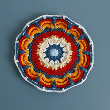 Load image into Gallery viewer, Non-slip Hand-woven Exquisite Large Coaster Sweet Wool Crocheted Vase Mat New Handmade Knitted Flower
