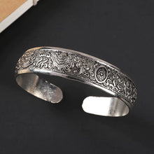 Load image into Gallery viewer, Handmade Miao Silver Old Bracelet Female Ethnic Style Retro Court Chinese Sculpture Ancient Silver Bracelet Personality Exotic Bracelet
