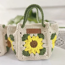 Load image into Gallery viewer, Grid Small Square Bag Wool Knitting Bag
