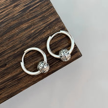 Load image into Gallery viewer, S925 Silver Earrings Women's Simple and Retro Lucky Transshipment Anti-allergic Element Ring Earrings
