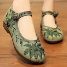 Load image into Gallery viewer, Sapatos Femininas Women Fashion Sweet Light Weight Embroidery Buckle Strap Flat Shoes Lady Casual Dance Shoes Ga296
