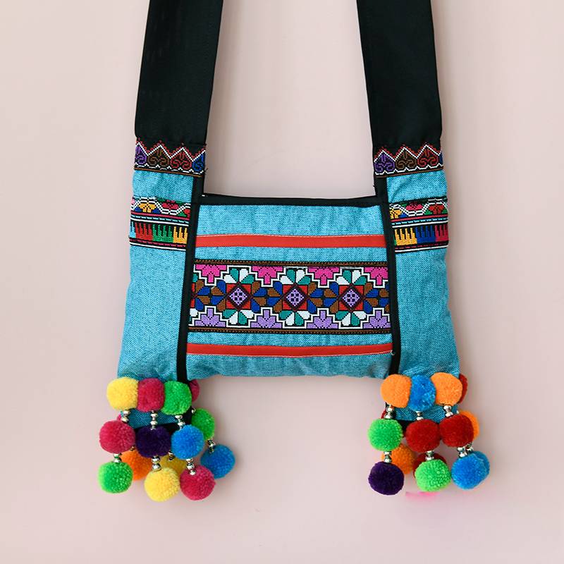 New Wide Shoulder Strap Ethnic Style Embroidered Cloth Bag Single Shoulder Messenger Bag Casual Fringed Bag Small Bag