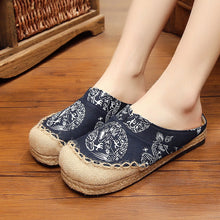 Load image into Gallery viewer, National style flax shoes round head dragon totem handmade cotton and linen stitching couples shoes
