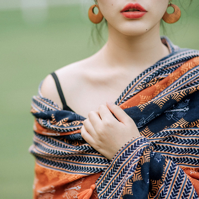 Travel shawl dual-purpose desert sunscreen literary and ethnic style photo scarf women winter versatile