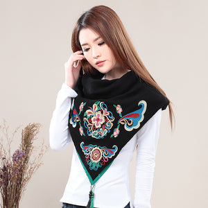 Cotton and linen necklaces in autumn and winter, retro Tibetan style, ethnic style, women's clothing, embroidered flowers, winter Scarf, shawls