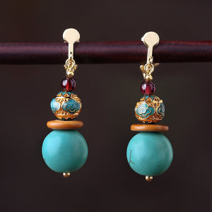 Original Design Antique Earrings Female Turquoise Show White Retro Atmosphere Earrings with No Pierced Ears Advanced Exquisite