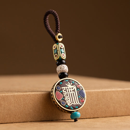 Nepal retro car keychain Bodhi key pendant high-grade bag ornaments handmade chain for men and women.