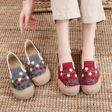 Load image into Gallery viewer, Shallow-cut cloth shoes custom-made one-pedal ethnic embroidered shoes light breathable sweat-absorbent cloth shoes.
