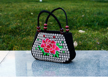 Load image into Gallery viewer, Ethnic Women&#39;s Bag Embroidered Hand-held Canvas Bag Shopping Hand-held Coin Purse Mini Bag.
